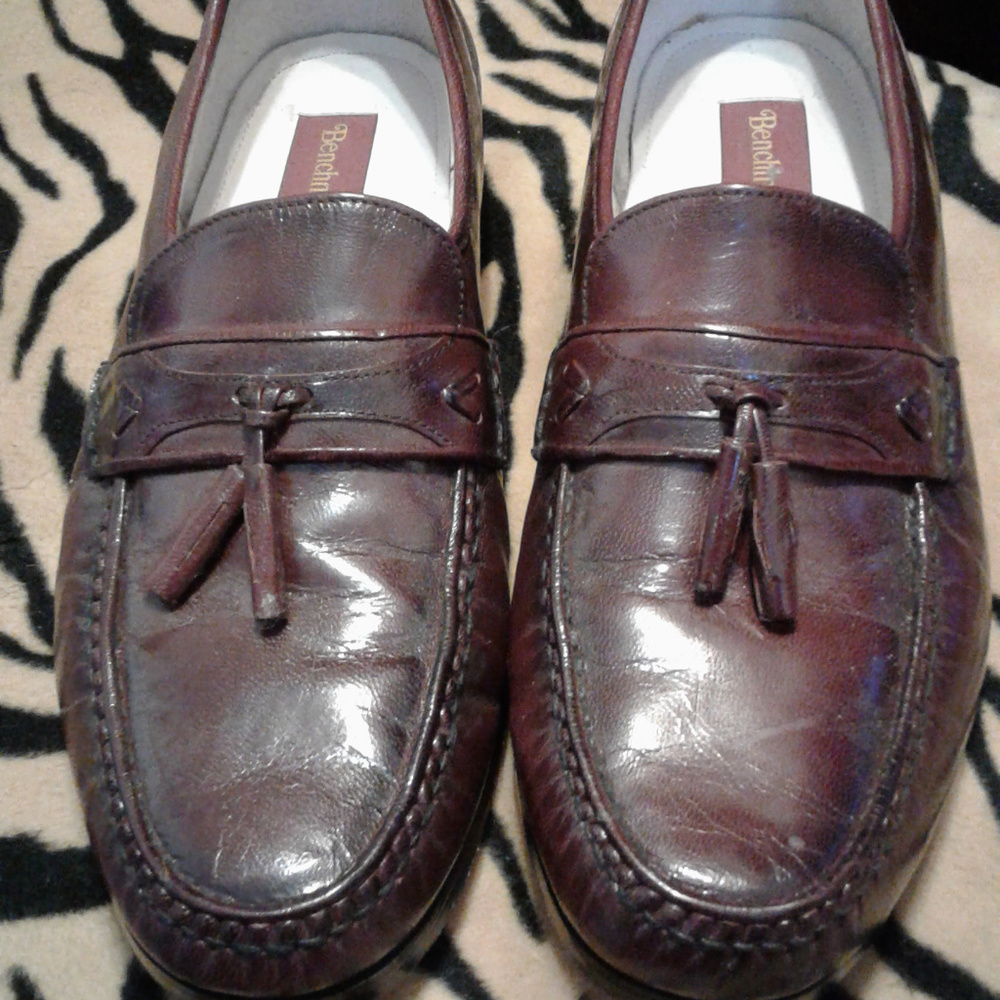 Brenchmark-Burgundy-Pinch-Tassel-Loafer
